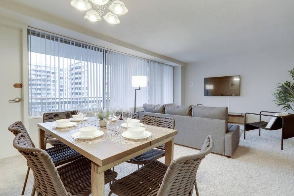 Elegant Apartment W Views At Crystal City Arlington Ngoại thất bức ảnh