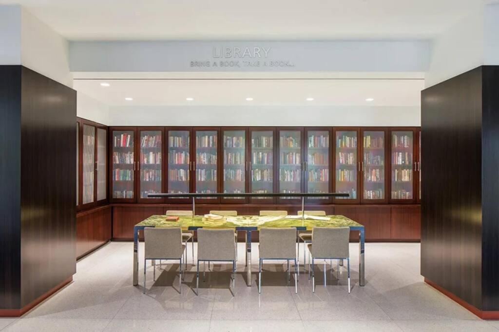 Elegant Apartment W Views At Crystal City Arlington Ngoại thất bức ảnh