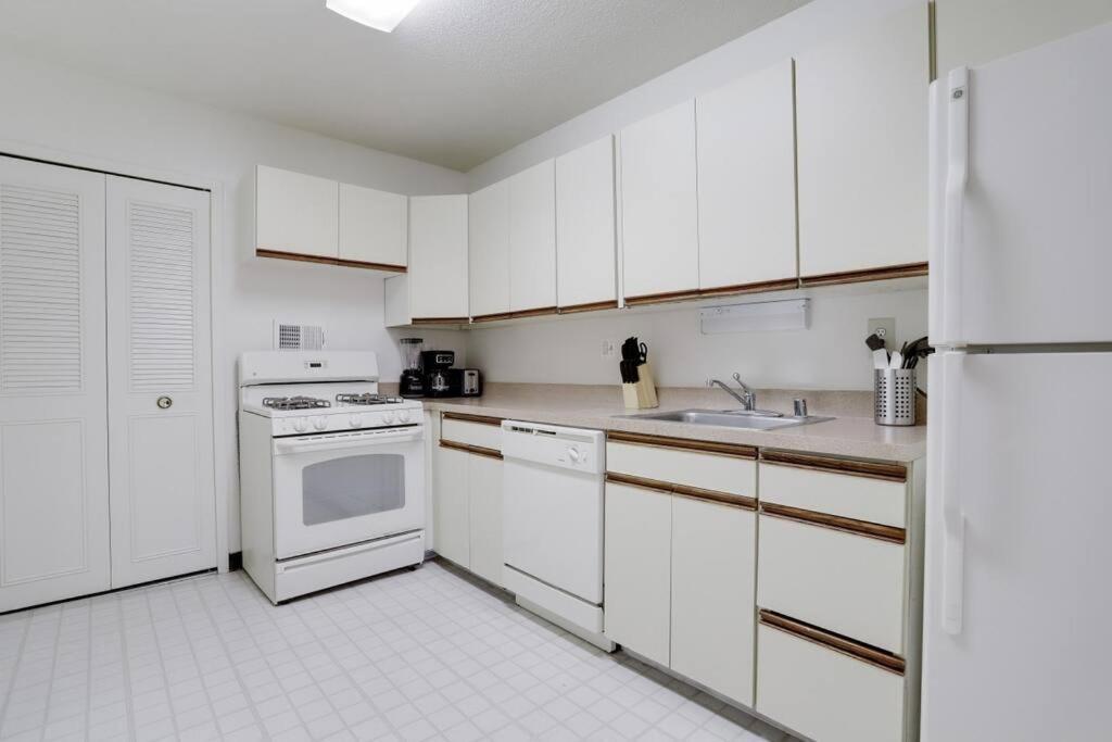 Elegant Apartment W Views At Crystal City Arlington Ngoại thất bức ảnh
