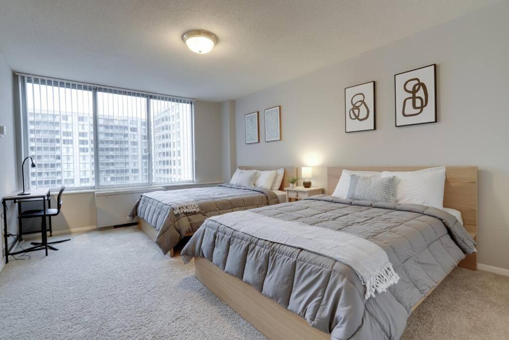Elegant Apartment W Views At Crystal City Arlington Ngoại thất bức ảnh