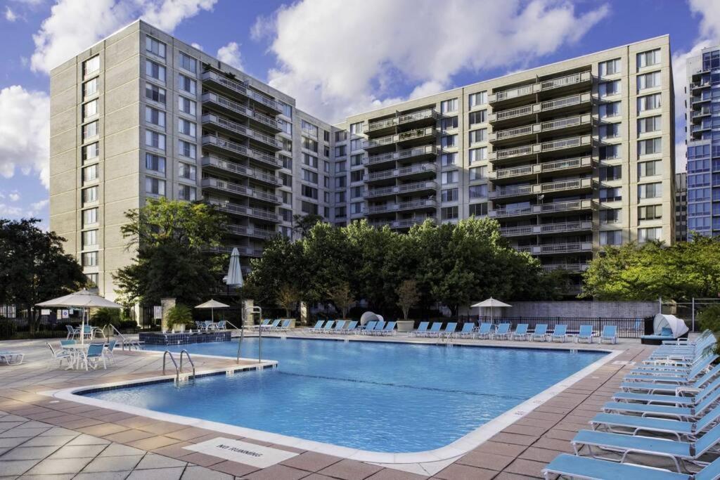 Elegant Apartment W Views At Crystal City Arlington Ngoại thất bức ảnh