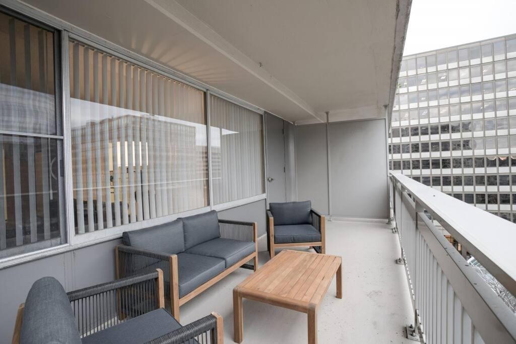 Elegant Apartment W Views At Crystal City Arlington Ngoại thất bức ảnh