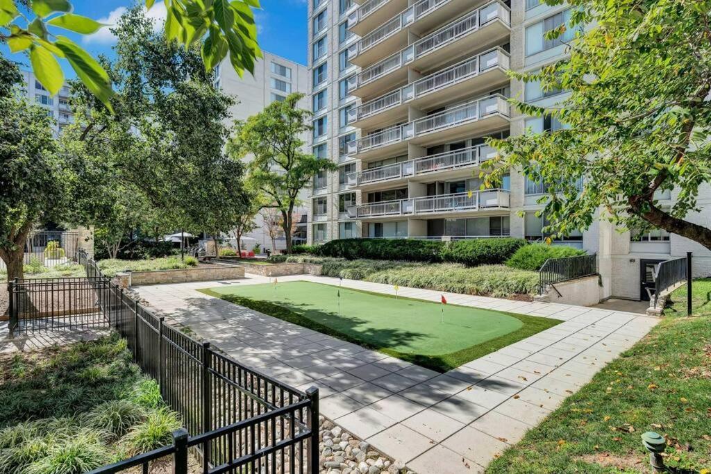 Elegant Apartment W Views At Crystal City Arlington Ngoại thất bức ảnh